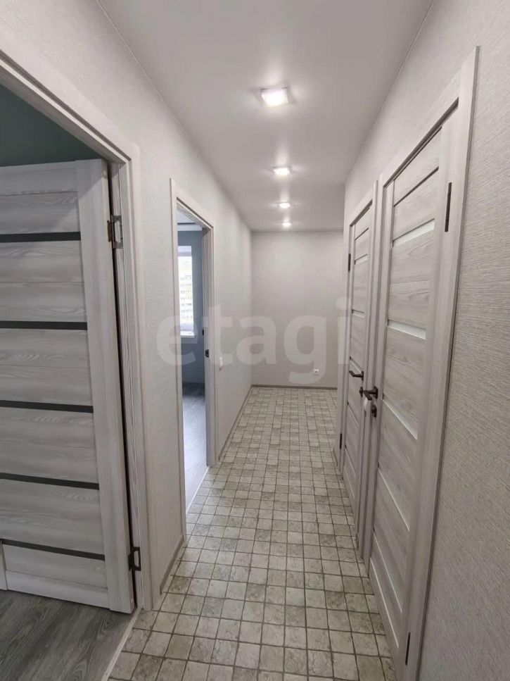 2-комн квартира улица Гагарина, 80ак2