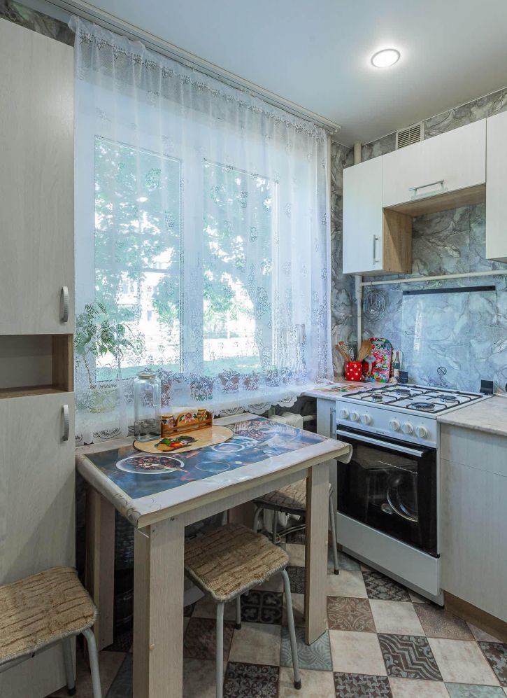 2-комн квартира Кубинская улица, 2