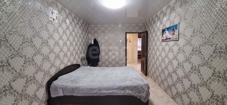 4-комн квартира Ленинградская улица, 93