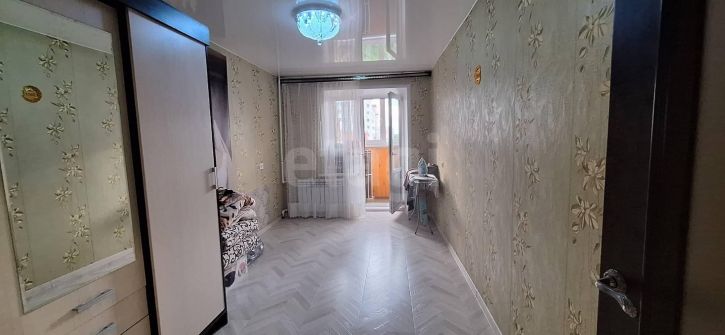 4-комн квартира Ленинградская улица, 93