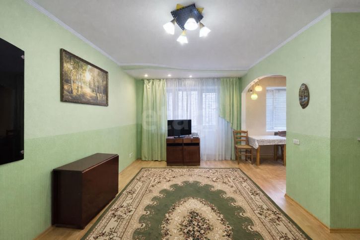 2-комн квартира улица Горького, 76