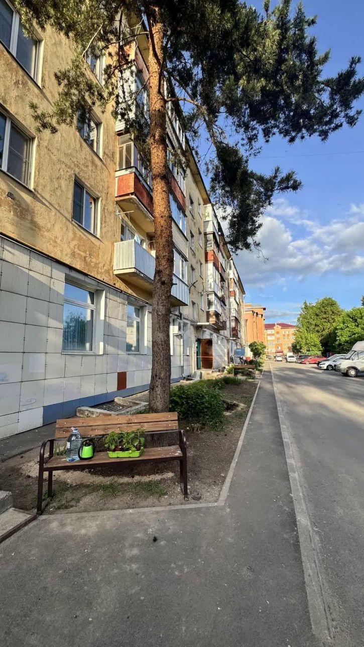 3-комн квартира улица Космонавта Беляева, 10