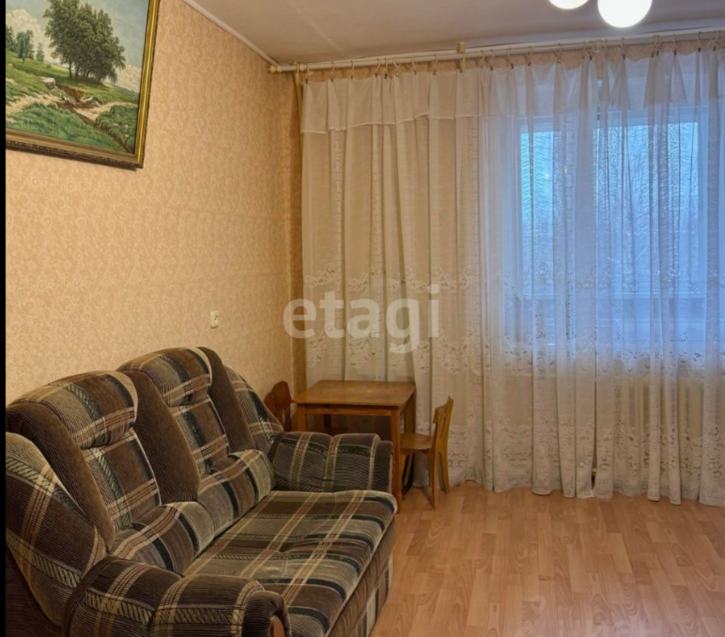 3-комн квартира улица Дзержинского, 15