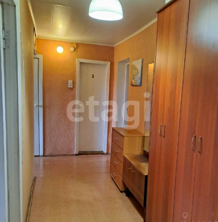 3-комн квартира улица Дзержинского, 15