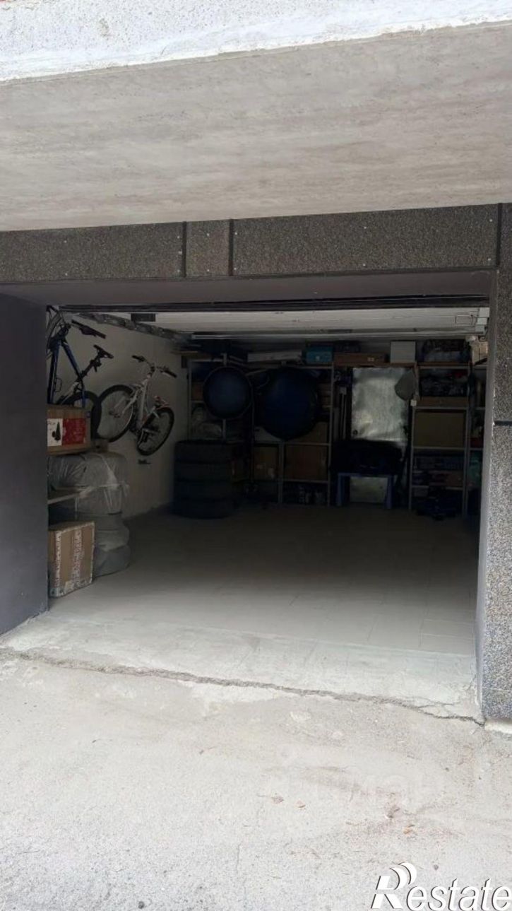 Гараж/парковка улица Леденцова, 8А,  д. 8А
