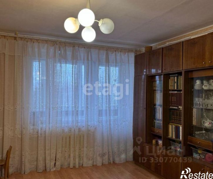 3-комн квартира ул Дзержинского, 15,  д. 15