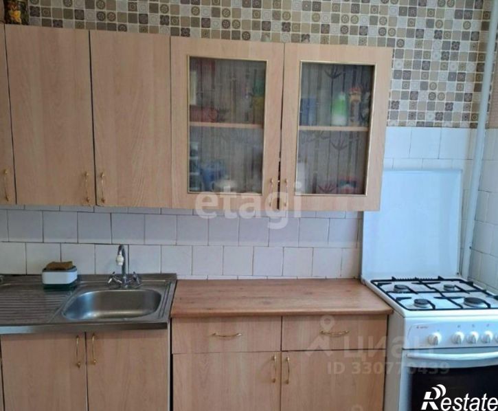 3-комн квартира ул Дзержинского, 15,  д. 15