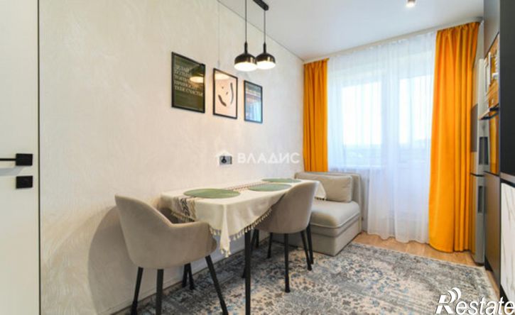2-комн квартира ул Лётчика Каберова, 13,  д. 13