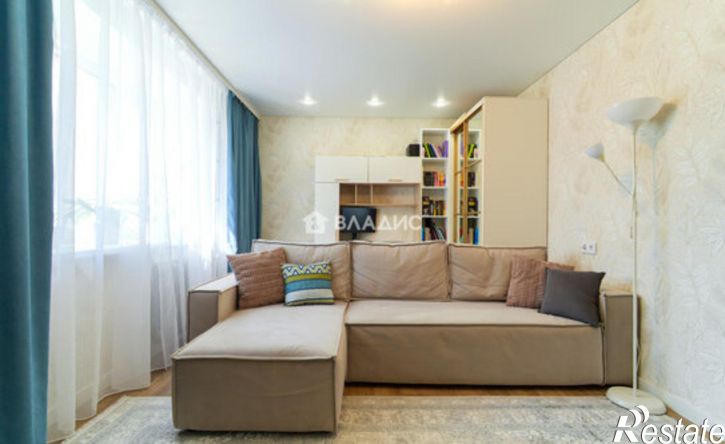 2-комн квартира ул Лётчика Каберова, 13,  д. 13