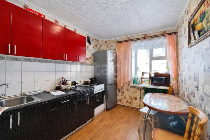 2-комн квартира улица Петина, 10