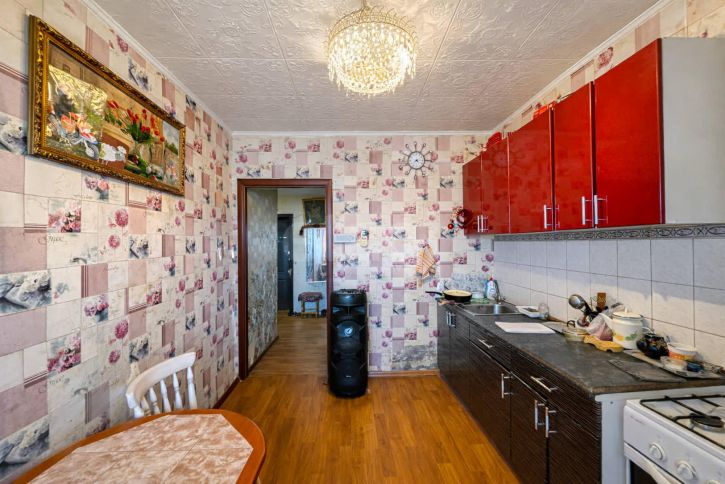 2-комн квартира улица Петина, 10