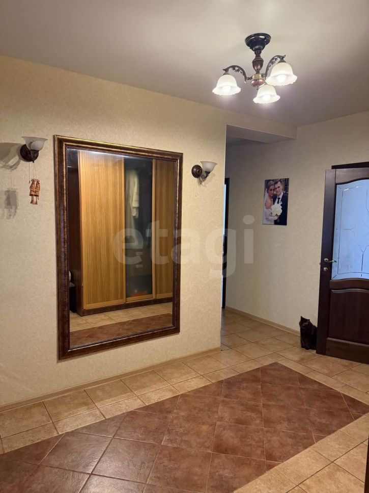 3-комн квартира улица Кирова, 57