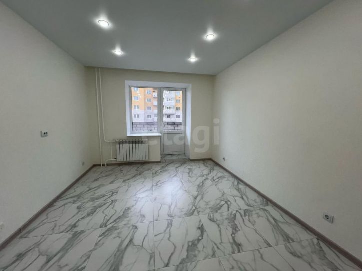 3-комн квартира улица Гагарина, 80ак3