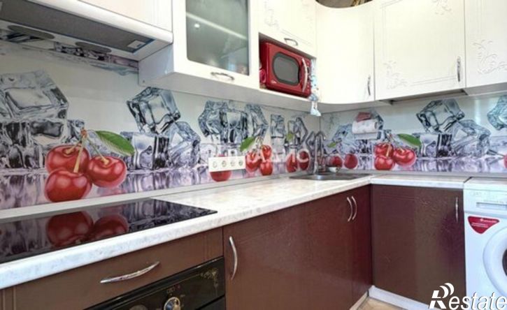2-комн квартира улица Разина, 34А к1,  д. 34А к1