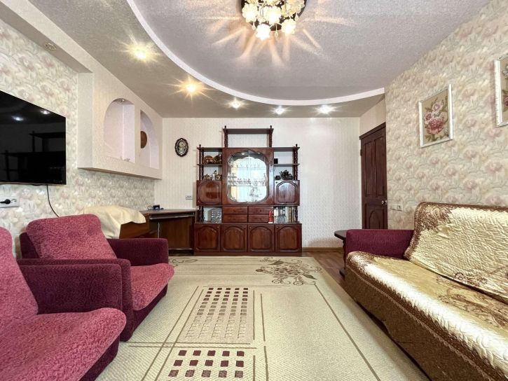 3-комн квартира улица Маршала Конева, 2