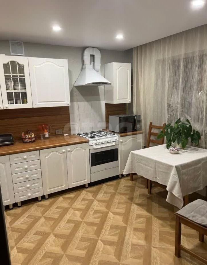 3-комн квартира Галкинская улица, 22
