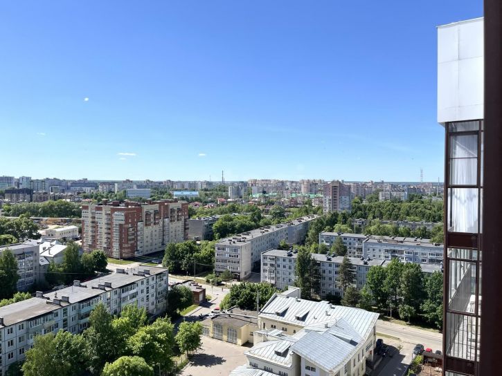 2-комн квартира Медуницинская улица, 11