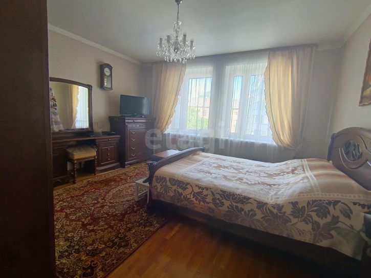 3-комн квартира Ленинградская улица, 40а