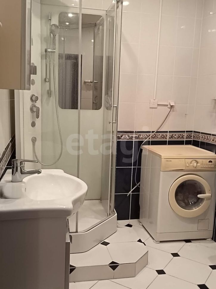 3-комн квартира Ленинградская улица, 40а