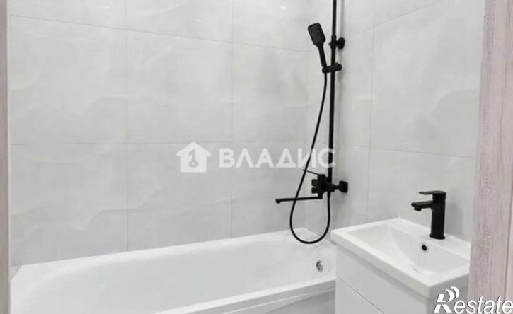 3-комн квартира улица Гагарина, 80А к2,  д. 80А к2