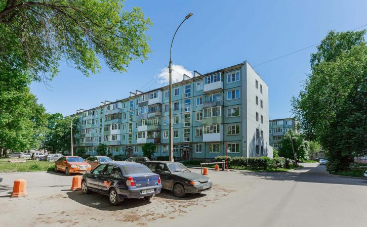 3-комн квартира улица Можайского, 68