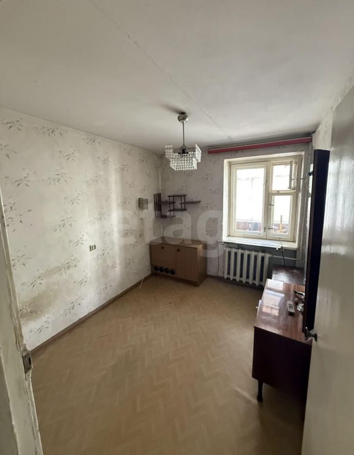3-комн квартира улица Южакова, 13