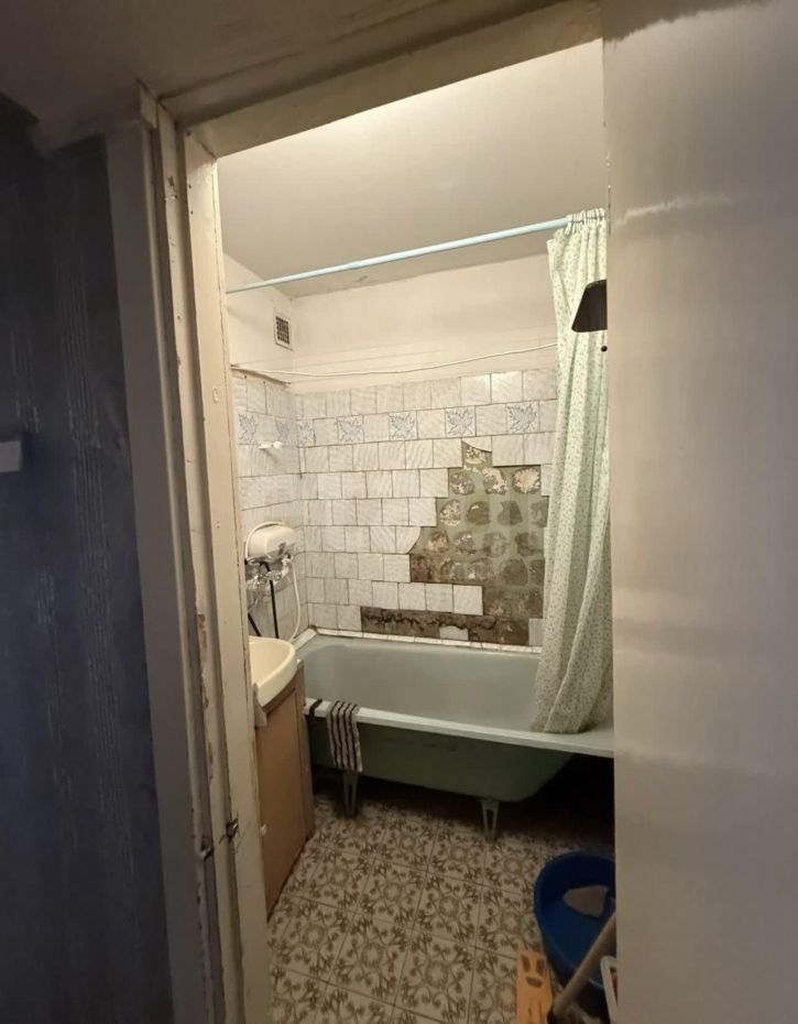 3-комн квартира улица Южакова, 13