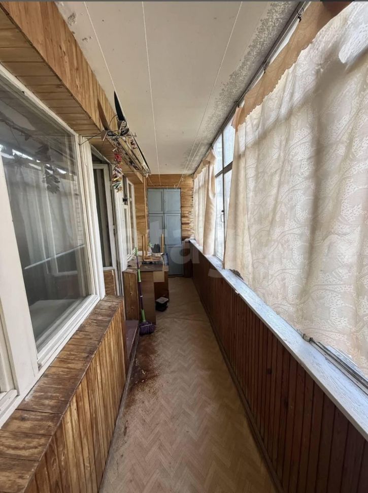 3-комн квартира улица Южакова, 13