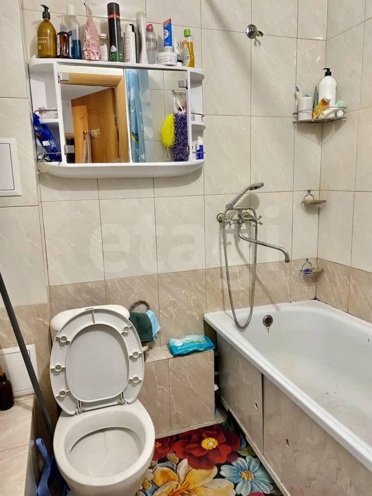 2-комн квартира улица Космонавта Беляева, 32к2