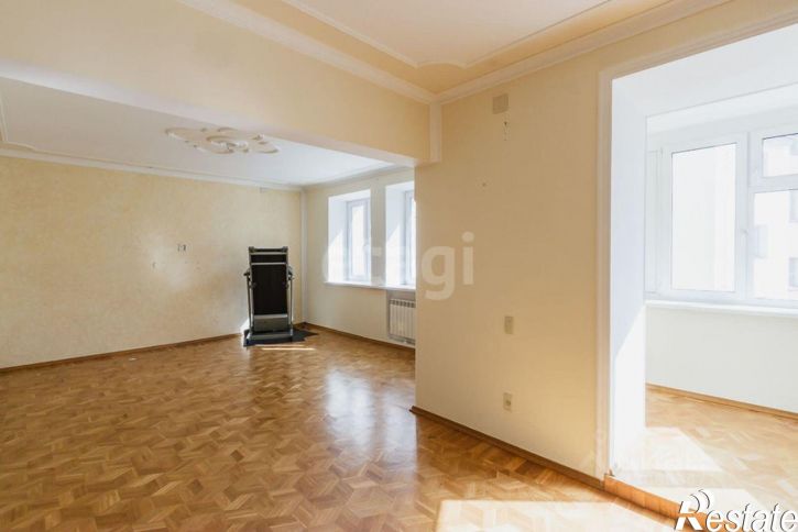4-комн квартира Ленинградская улица, 40А,  д. 40А