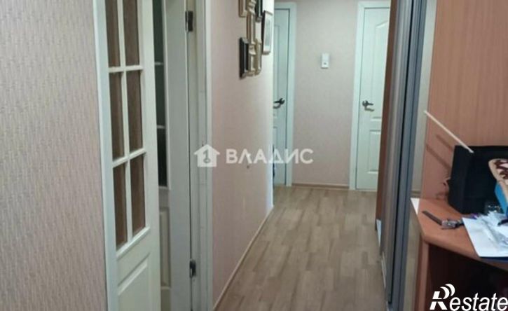 3-комн квартира Новгородская улица, 9,  д. 9