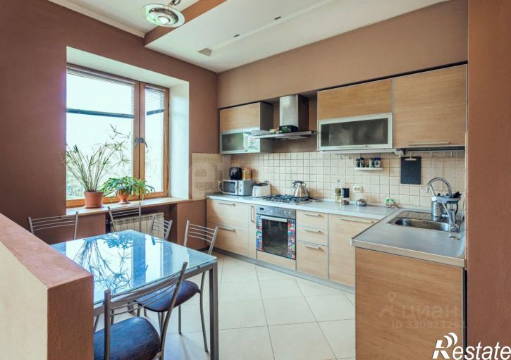 5-комн квартира Новгородская улица, 9В,  д. 9В