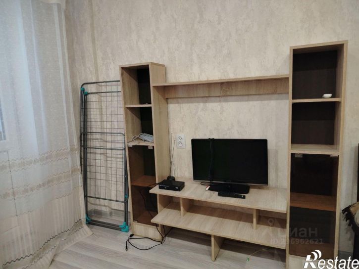 1-комн квартира Тепличный микрорайон, 9