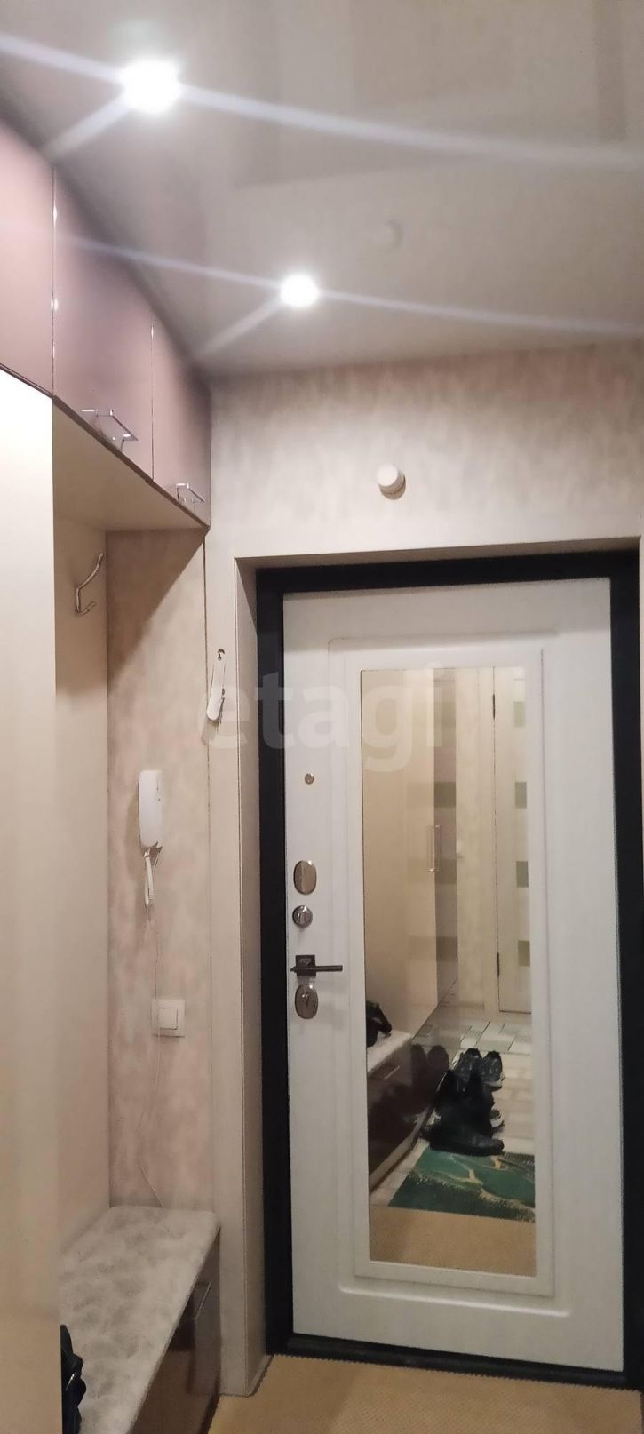 2-комн квартира Ленинградская улица, 62
