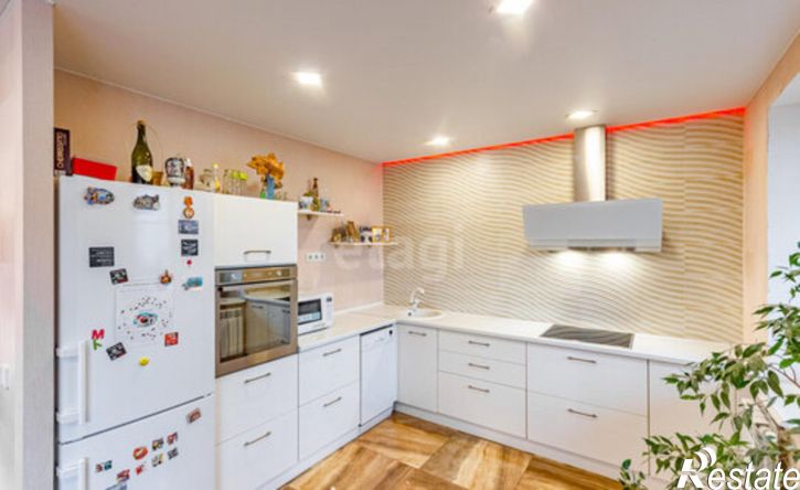 2-комн квартира улица Гагарина, 80,  д. 80
