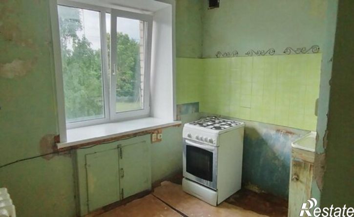 3-комн квартира 1-й микрорайон ГПЗ-23, 10к2