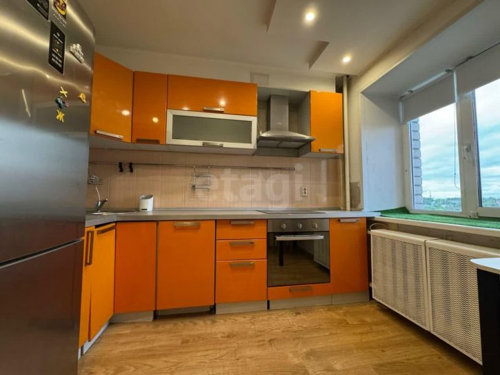 3-комн квартира улица Карла Маркса, 72б