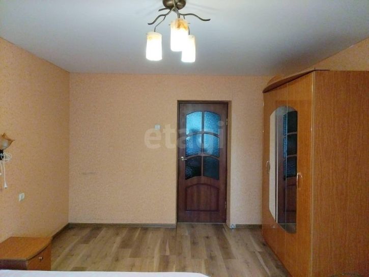3-комн квартира улица Маршала Конева, 12а