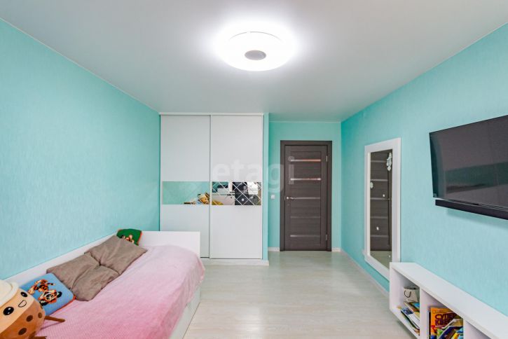 2-комн квартира улица Гагарина, 80