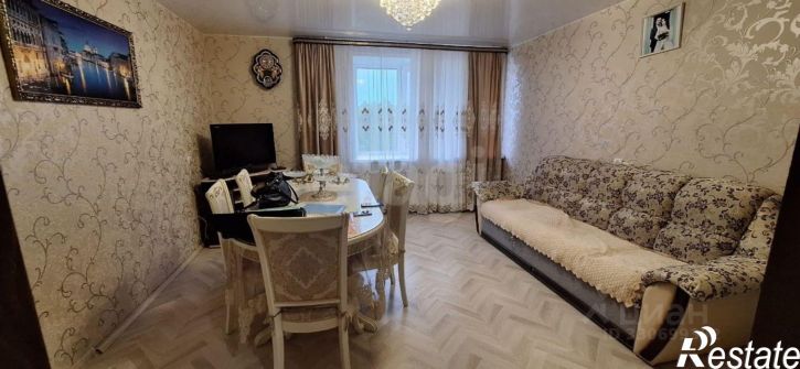 4-комн квартира Ленинградская улица, 93,  д. 93