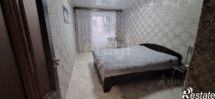 4-комн квартира Ленинградская улица, 93,  д. 93