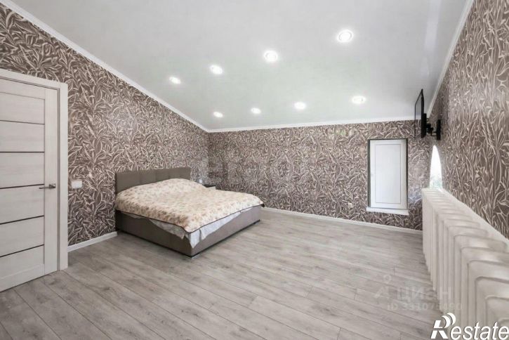 3-комн квартира ул Лаврова, 14,  д. 14
