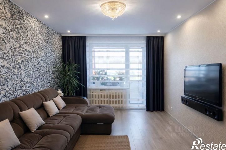 3-комн квартира ул Лаврова, 14,  д. 14