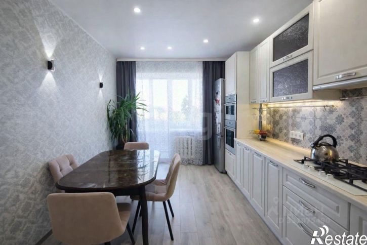 3-комн квартира ул Лаврова, 14,  д. 14