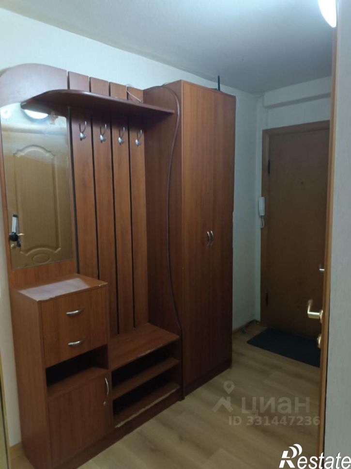 2-комн квартира улица Михаила Поповича, 22Б,  д. 22Б