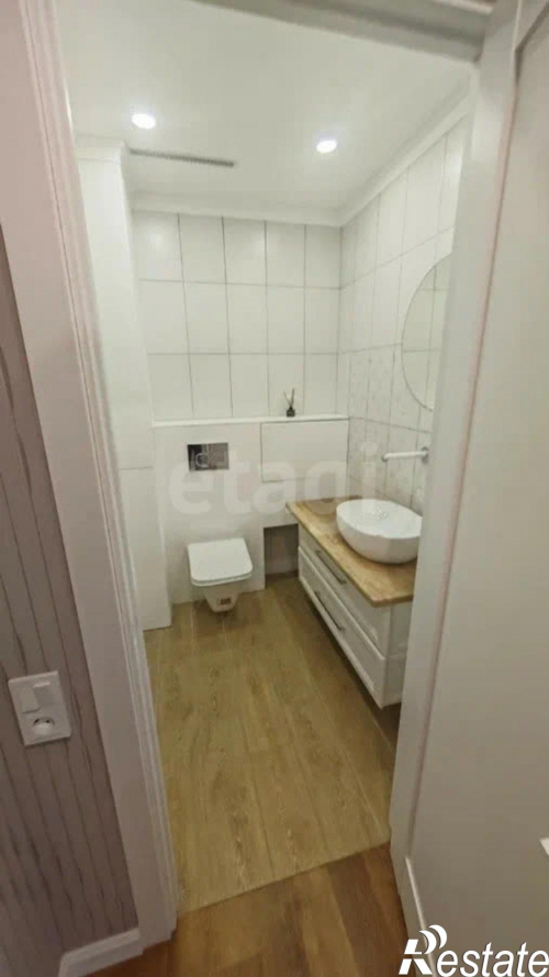 Продажа 2-комн квартиры улица Гагарина, 80ак3