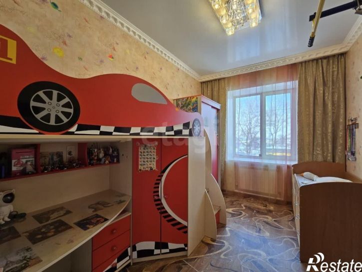 3-комн квартира улица Гагарина, 2ак5