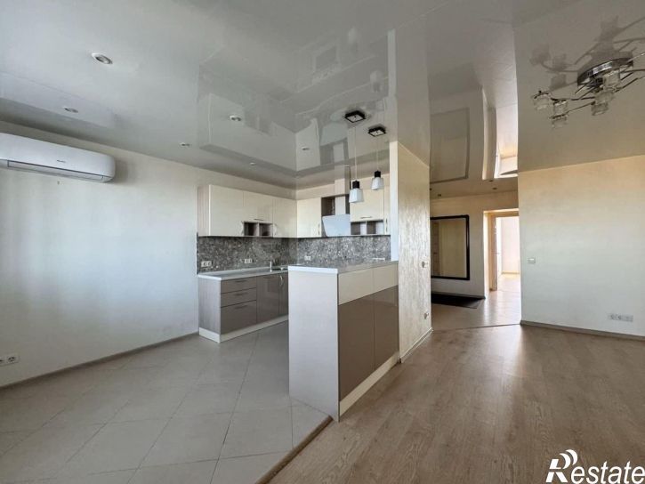 2-комн квартира улица Южакова, 28