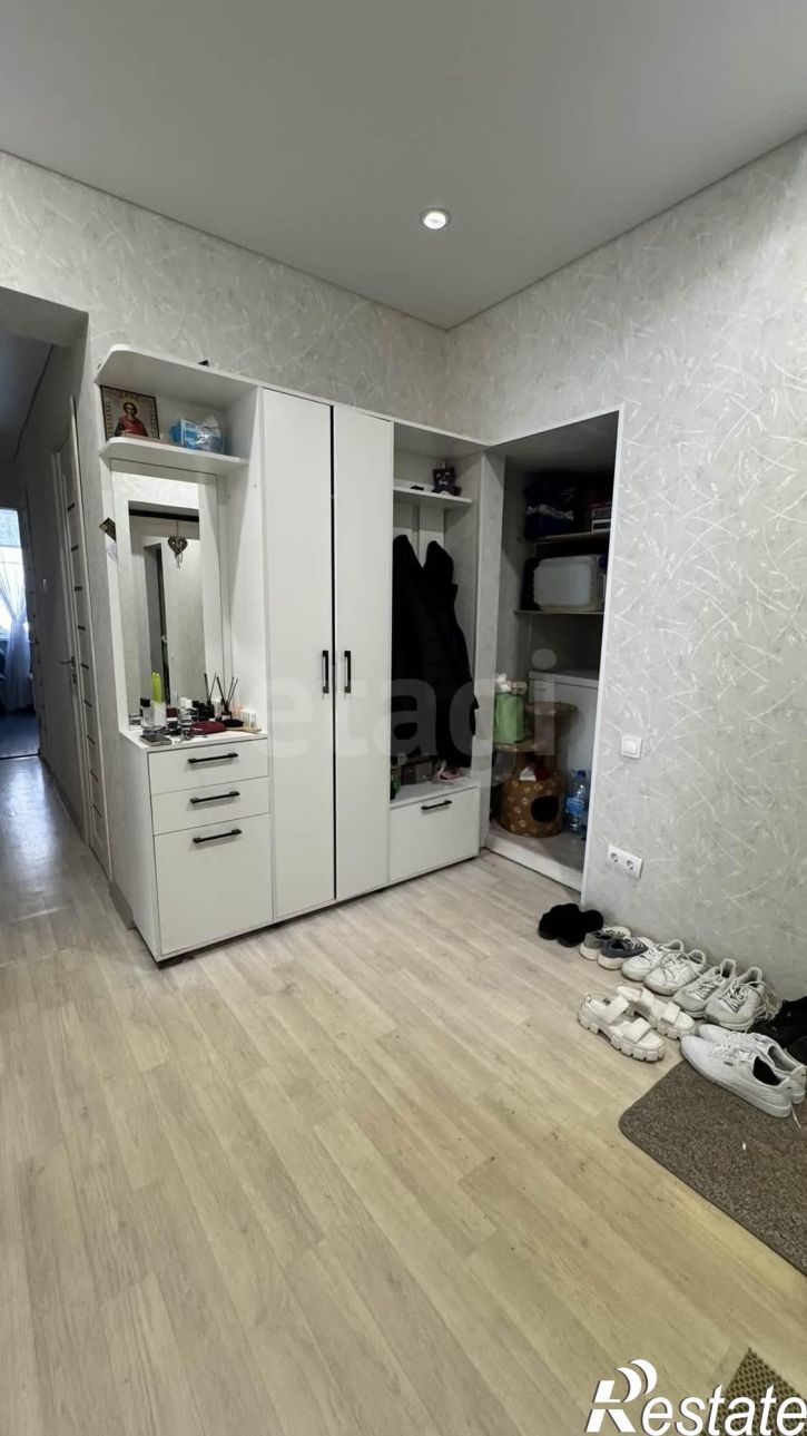 3-комн квартира улица Горького, 129