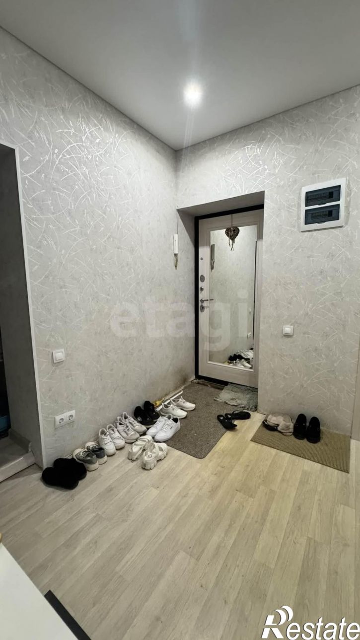 3-комн квартира улица Горького, 129
